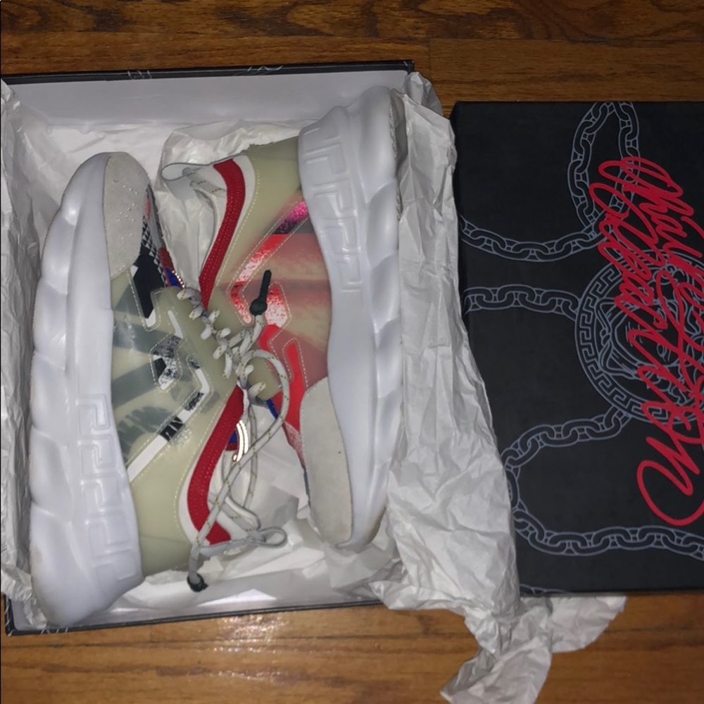 Versace Chain Reaction